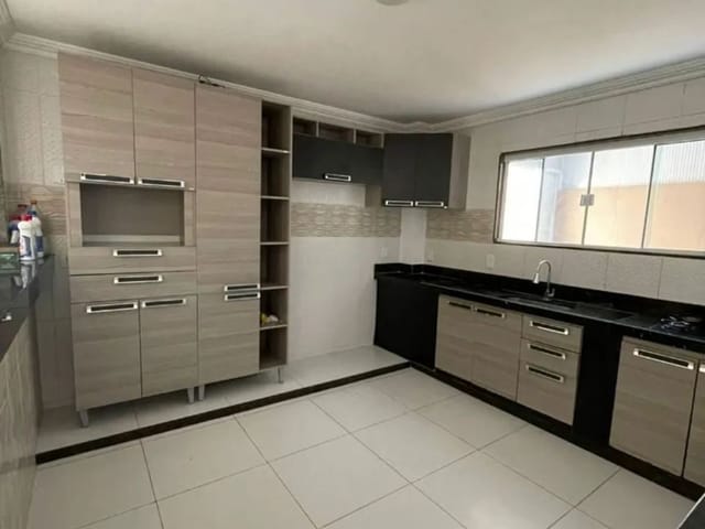 Casa 4 quartos e 4 banheiros, à venda, no bairro Lagoa em Macaé