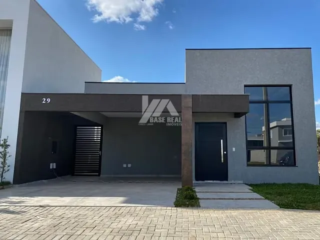 Casa com 134m² 3 quartos e 2 banheiros, à venda, no bairro Uvaranas em Ponta Grossa
