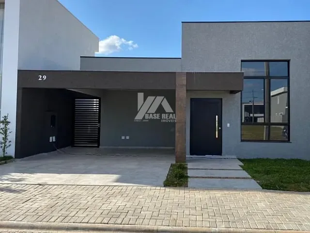 Casa com 134m² 3 quartos e 2 banheiros, à venda, no bairro Uvaranas em Ponta Grossa