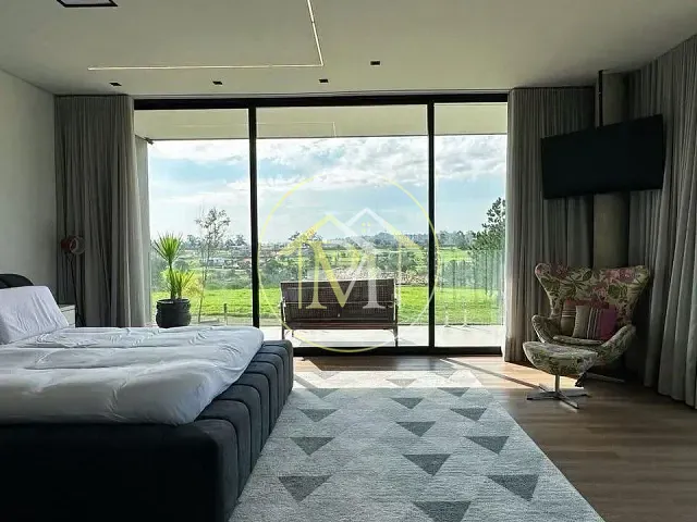 Casa com 2343m² 5 quartos e 8 banheiros, à venda, no bairro Vila Martins em Itu