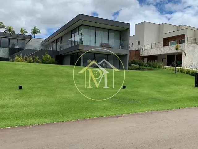 Casa com 2343m² 5 quartos e 8 banheiros, à venda, no bairro Vila Martins em Itu
