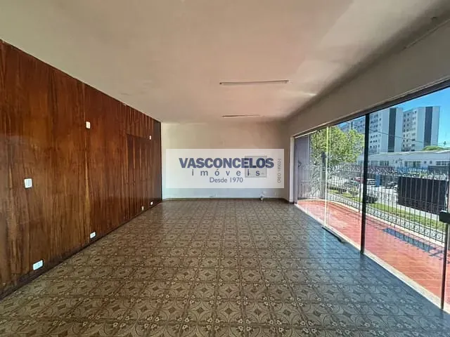 Casa com 187m² 5 quartos e 3 banheiros, para alugar, no bairro Jardim São Dimas em São José dos Campos