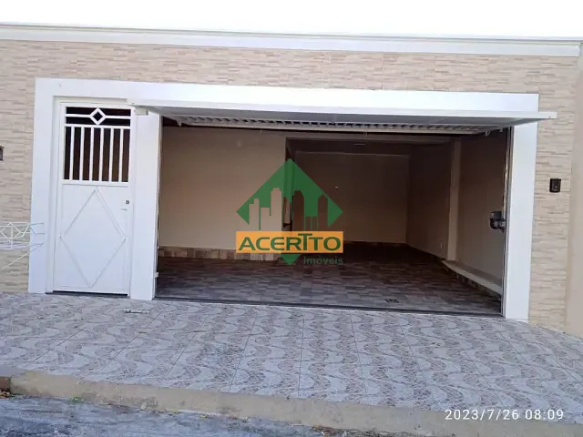 Casa com 330m² 3 quartos e 3 banheiros, à venda, no bairro Bairro das Bandeiras em Araçatuba