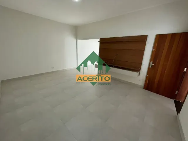 Casa com 330m² 3 quartos e 3 banheiros, à venda, no bairro Bairro das Bandeiras em Araçatuba
