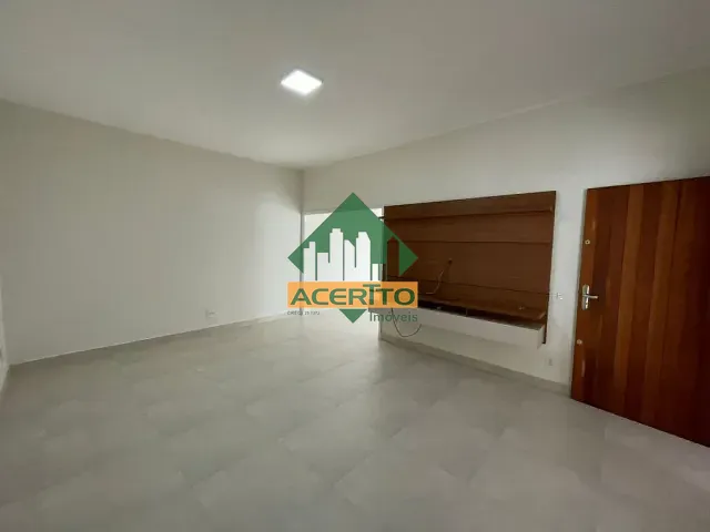 Casa com 330m² 3 quartos e 3 banheiros, à venda, no bairro Bairro das Bandeiras em Araçatuba