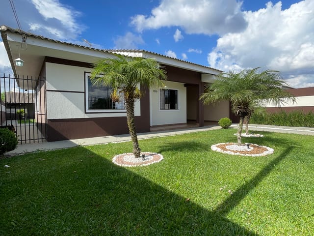 Casa com 69m² 3 quartos e 1 banheiro, à venda, no bairro Uvaranas em Ponta Grossa