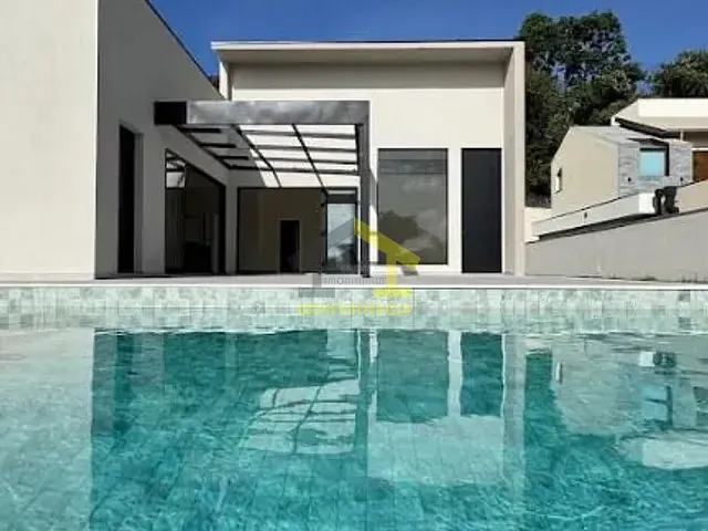 Casa com 1067m² 3 quartos e 1 banheiro, à venda, no bairro Condominio Residencial Paradiso em Itatiba