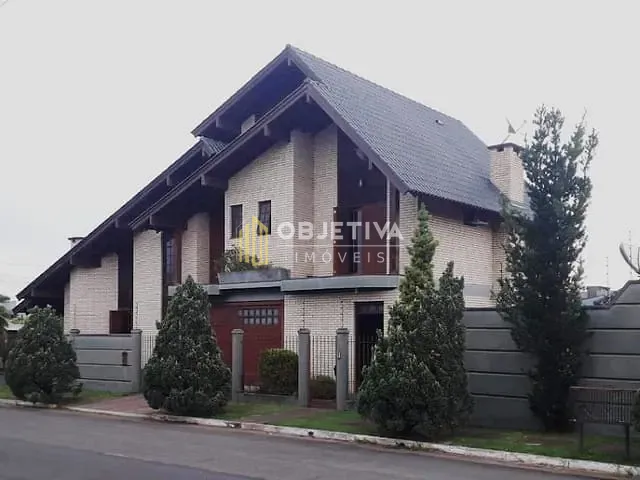 Casa com 340m² 3 quartos e 4 banheiros, à venda, no bairro 25 de Julho em Campo Bom