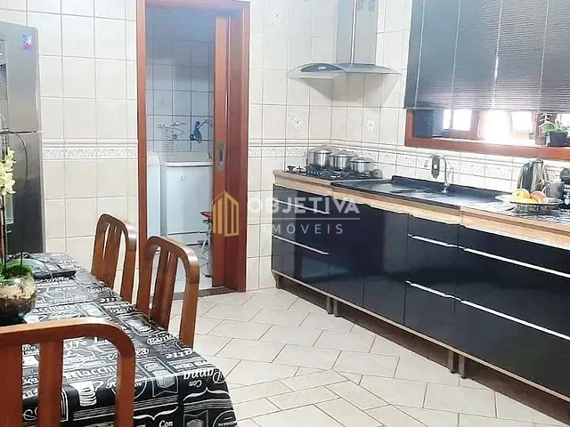 Casa com 340m² 3 quartos e 4 banheiros, à venda, no bairro 25 de Julho em Campo Bom