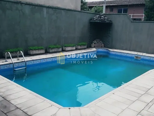 Casa com 340m² 3 quartos e 4 banheiros, à venda, no bairro 25 de Julho em Campo Bom