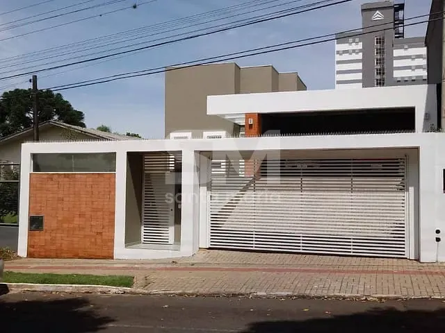 Casa 3 quartos e 2 banheiros, à venda, no bairro Centro em Chapecó