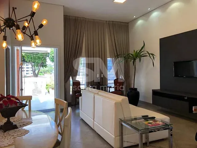 Casa 3 quartos e 2 banheiros, à venda, no bairro Centro em Chapecó