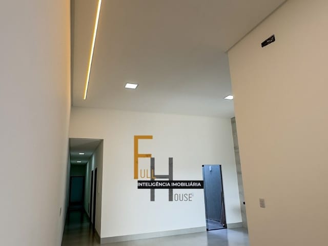 Casa com 180m² 3 quartos e 3 banheiros, à venda, no bairro Residencial Vereda dos Buritis em Goiânia