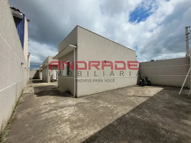 Casa 2 quartos e 1 banheiro, para alugar, no bairro São Sebastião em São José Dos Pinhais