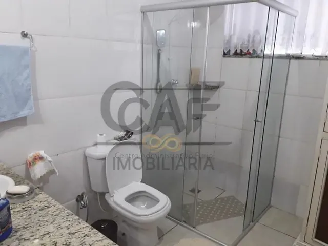 Casa com 300m² 3 quartos e 6 banheiros, à venda, no bairro Parque Residencial Imigrantes em Holambra