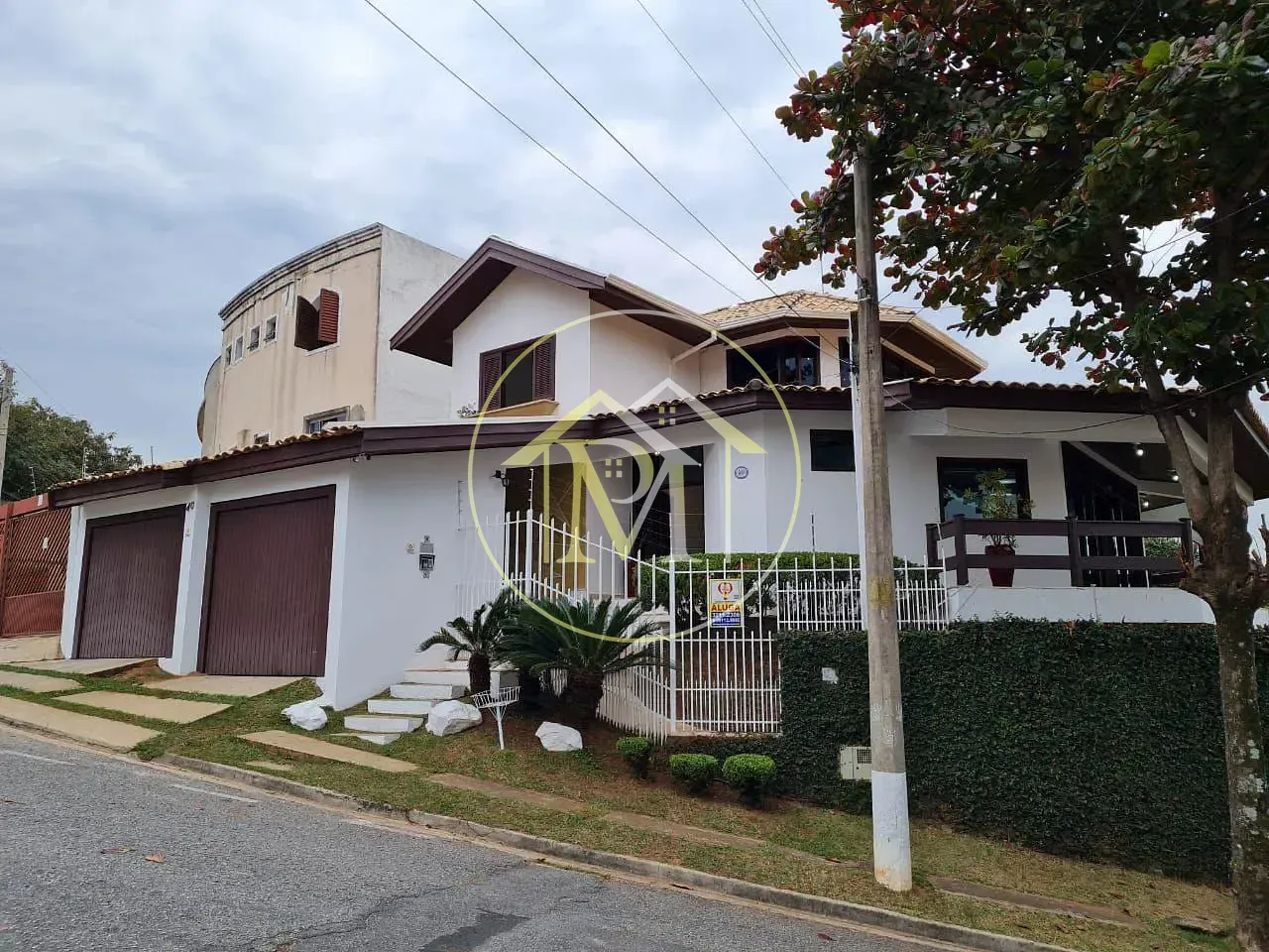 Casa, 4 quartos, 380 m² - Foto 1