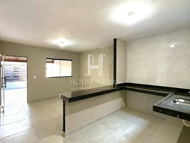 Casa com 120m² 2 quartos e 1 banheiro, à venda, no bairro Residencial Vieira em Trindade