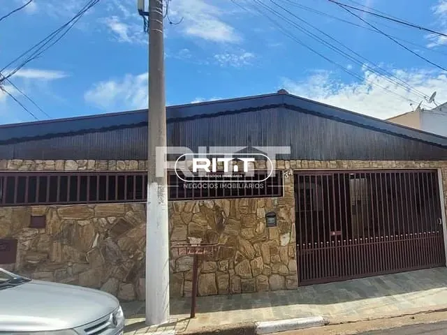 Casa com 200m² 3 quartos e 1 banheiro, à venda, no bairro Jardim García em Campinas