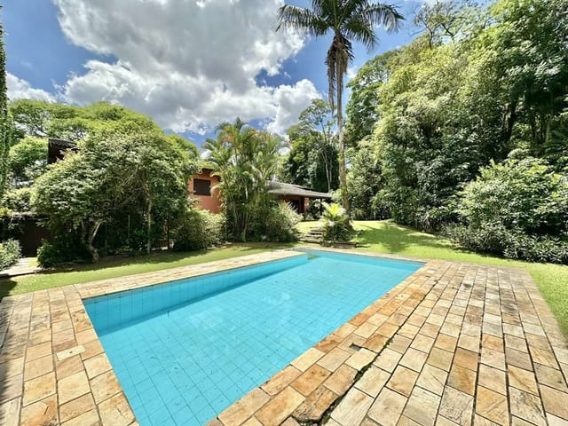 Casa com 1400m² 4 quartos e 4 banheiros, à venda, no bairro Recanto Impla em Carapicuíba