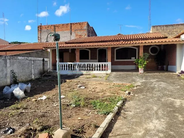 Casa com 250m² 2 quartos e 1 banheiro, à venda, no bairro Jardim Renata em Indaiatuba