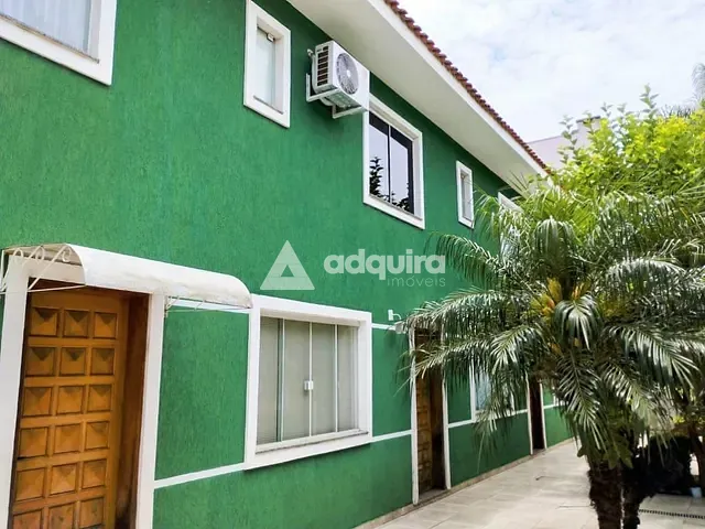 Casa 3 quartos e 2 banheiros, à venda, no bairro Jardim Carvalho em Ponta Grossa