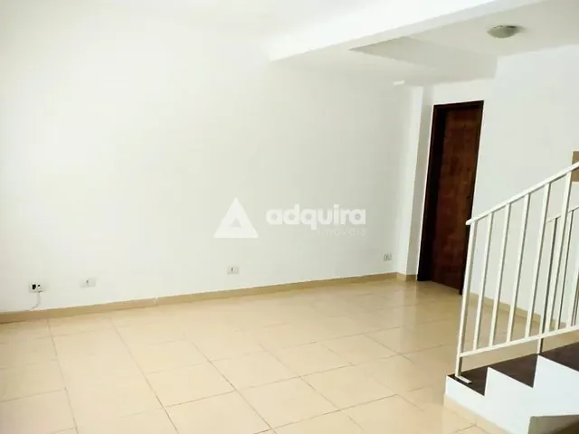 Casa 3 quartos e 2 banheiros, à venda, no bairro Jardim Carvalho em Ponta Grossa