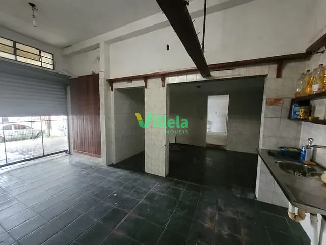 Casa 2 quartos e 2 banheiros, à venda ou para alugar, no bairro Jardim Mossapyra em Itaquaquecetuba