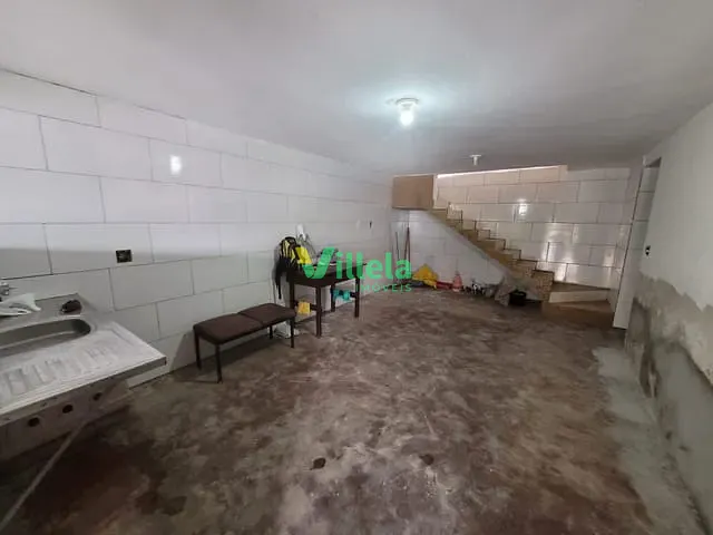 Casa 2 quartos e 2 banheiros, à venda ou para alugar, no bairro Jardim Mossapyra em Itaquaquecetuba