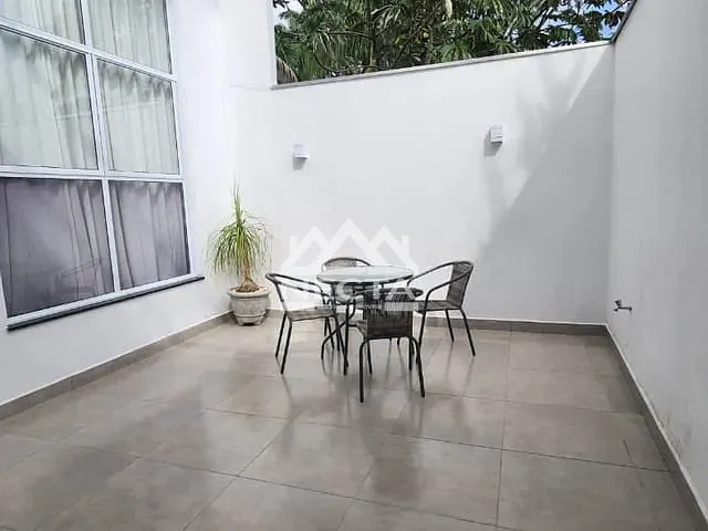 Casa com 285m² 3 quartos e 1 banheiro, à venda, no bairro Morro do Algodão em Caraguatatuba