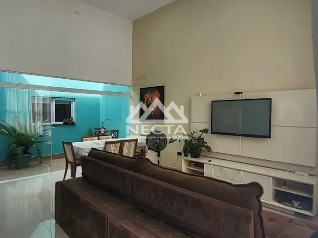 Casa com 285m² 3 quartos e 1 banheiro, à venda, no bairro Morro do Algodão em Caraguatatuba