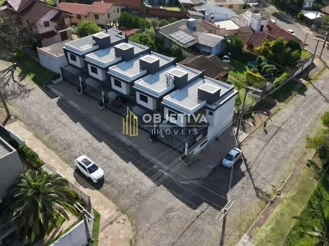 Casa com 112m² 3 quartos e 4 banheiros, à venda, no bairro Petrópolis em Novo Hamburgo