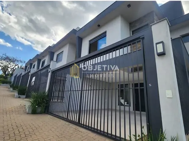 Casa com 112m² 3 quartos e 4 banheiros, à venda, no bairro Petrópolis em Novo Hamburgo