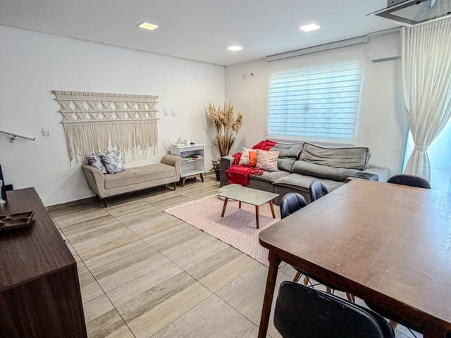 Casa 3 quartos e 4 banheiros, à venda, no bairro Jardim Vitória em Macaé