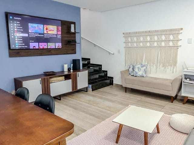 Casa 3 quartos e 4 banheiros, à venda, no bairro Jardim Vitória em Macaé