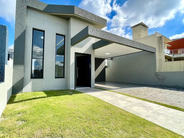 Casa com 155m² 3 quartos e 4 banheiros, à venda, no bairro Jardim Carvalho em Ponta Grossa
