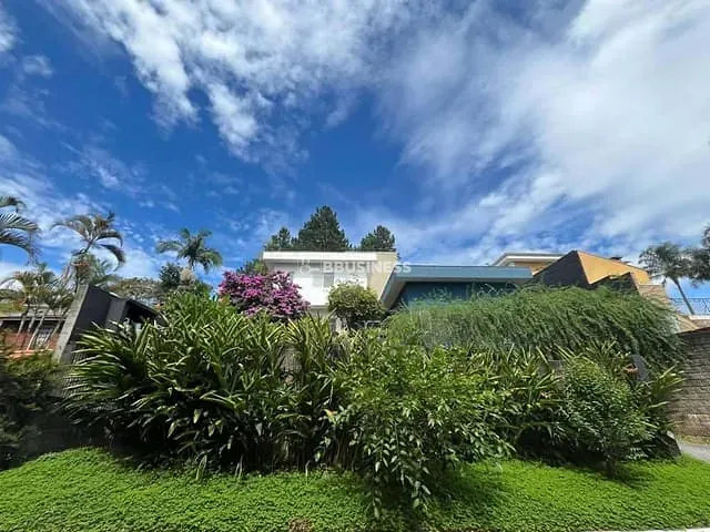 Casa com 683m² 3 quartos e 5 banheiros, à venda, no bairro Nova Higienópolis em Jandira