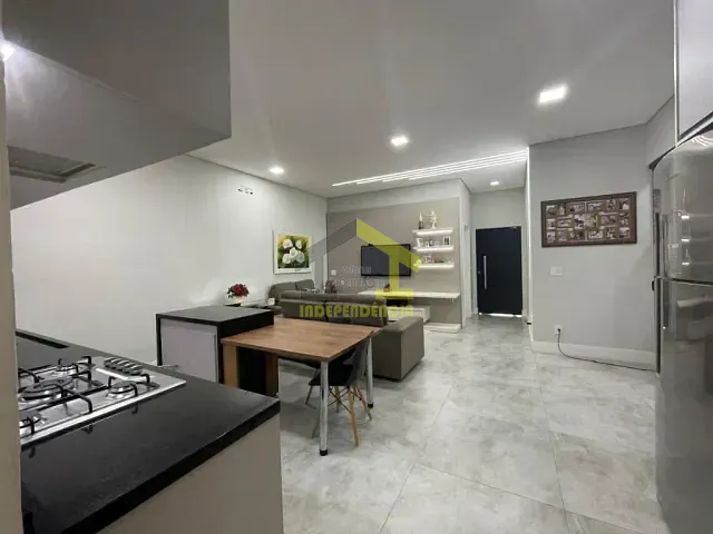 Casa com 260m² 3 quartos e 4 banheiros, à venda, no bairro Parque do Varvito em Itu