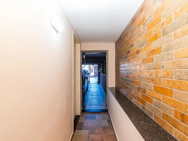 Casa 4 quartos e 4 banheiros, à venda, no bairro Sítio Cercado em Curitiba