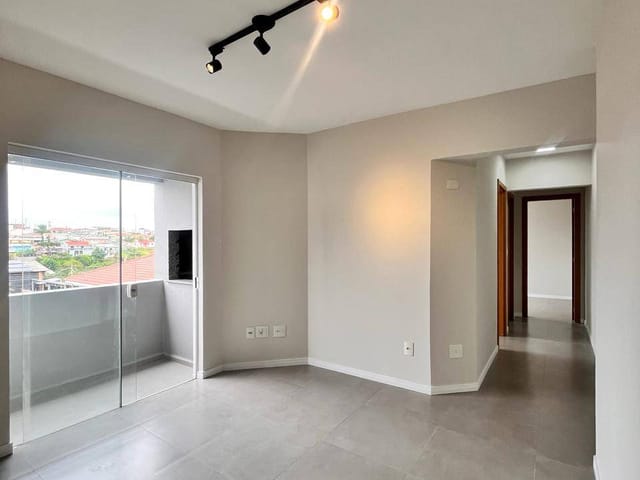 Casa com 56m² 2 quartos e 1 banheiro, à venda, no bairro Jardim Carvalho em Ponta Grossa