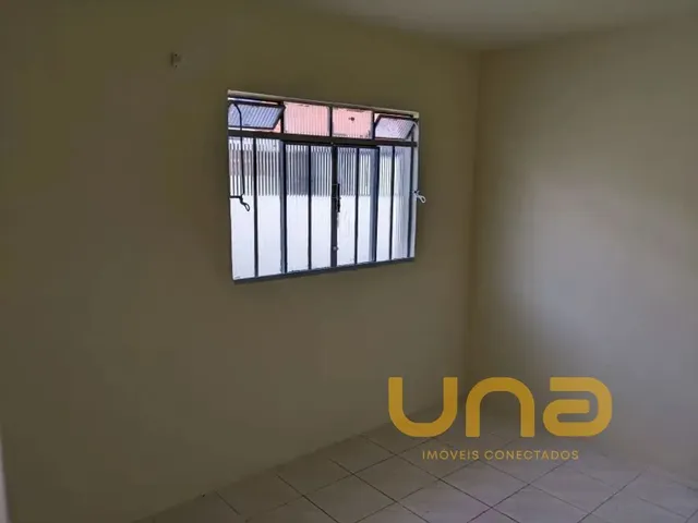 Casa 2 quartos e 1 banheiro, à venda, no bairro PINHEIRINHO em Curitiba