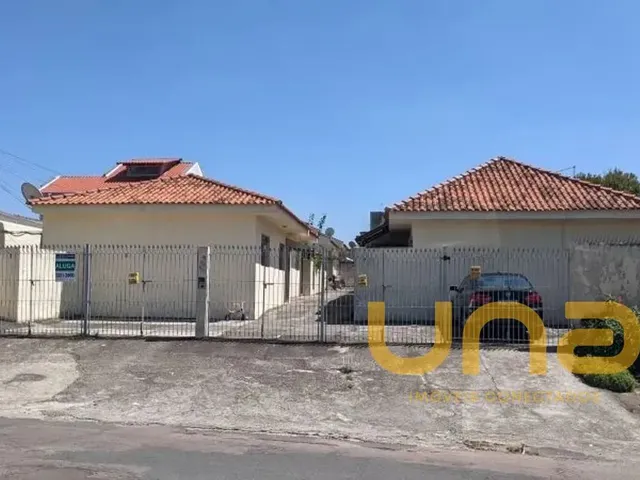 Casa 2 quartos e 1 banheiro, à venda, no bairro PINHEIRINHO em Curitiba