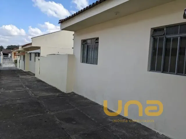 Casa 2 quartos e 1 banheiro, à venda, no bairro PINHEIRINHO em Curitiba