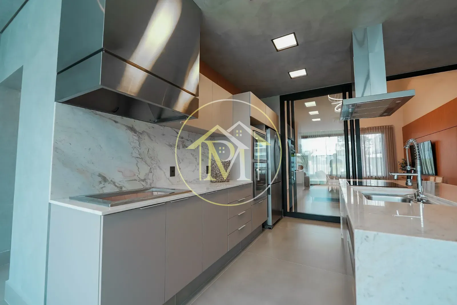Casa, 4 quartos, 265 m² - Foto 28