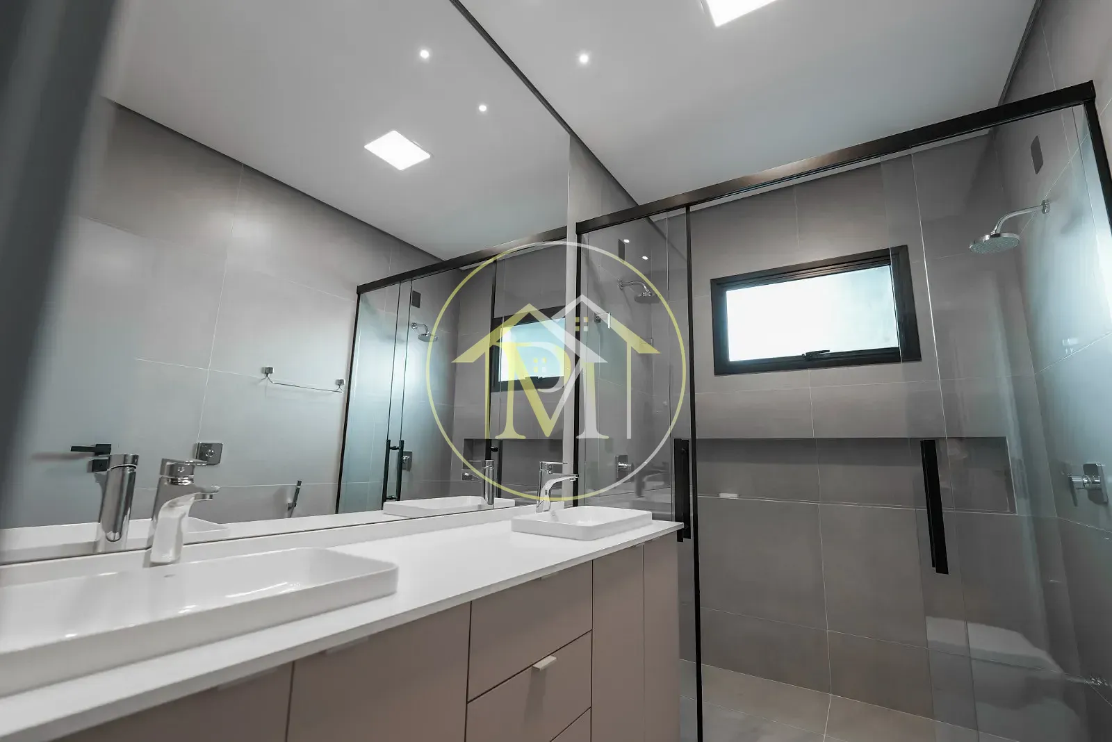 Casa, 4 quartos, 265 m² - Foto 38