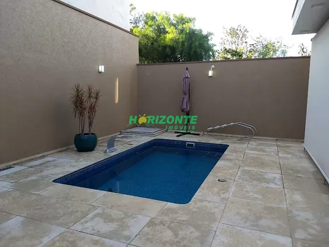 Casa com 250m² 4 quartos e 4 banheiros, à venda, no bairro Reserva do Vale em Caçapava