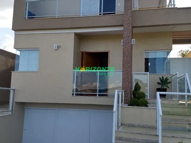 Casa com 250m² 4 quartos e 4 banheiros, à venda, no bairro Reserva do Vale em Caçapava