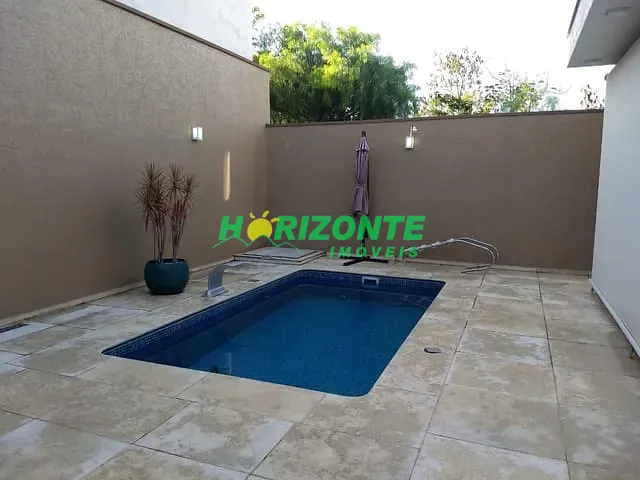 Casa com 250m² 4 quartos e 4 banheiros, à venda, no bairro Reserva do Vale em Caçapava