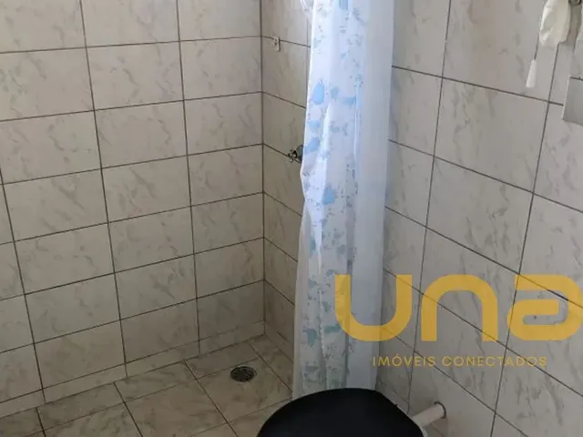 Casa 2 quartos e 1 banheiro, à venda, no bairro PINHEIRINHO em Curitiba