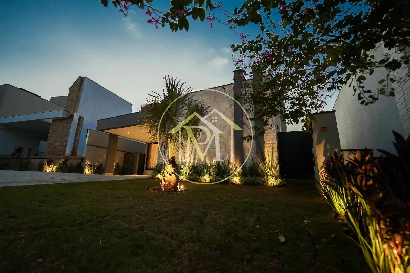 Casa, 4 quartos, 250 m² - Foto 11