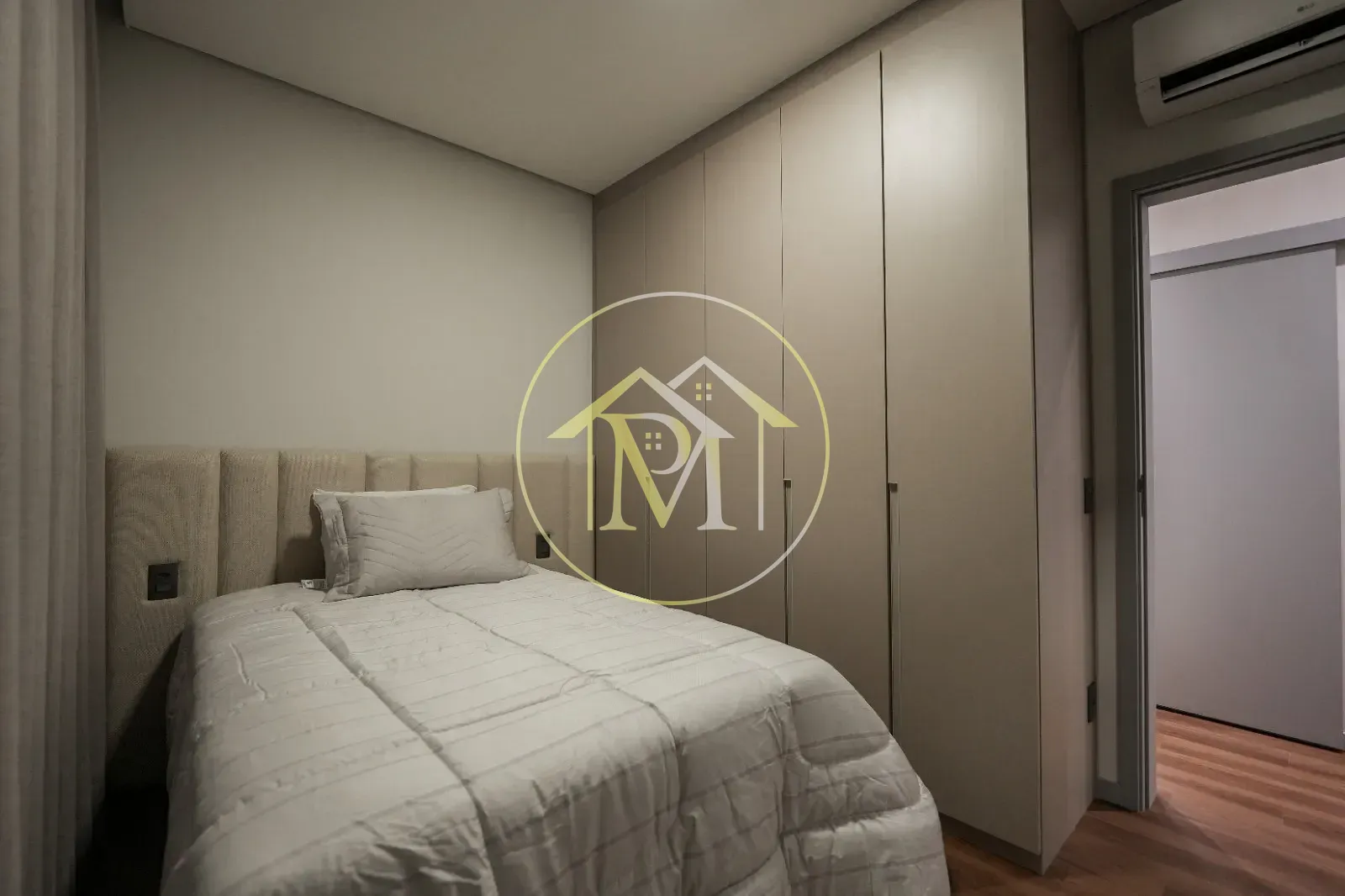 Casa, 4 quartos, 250 m² - Foto 27